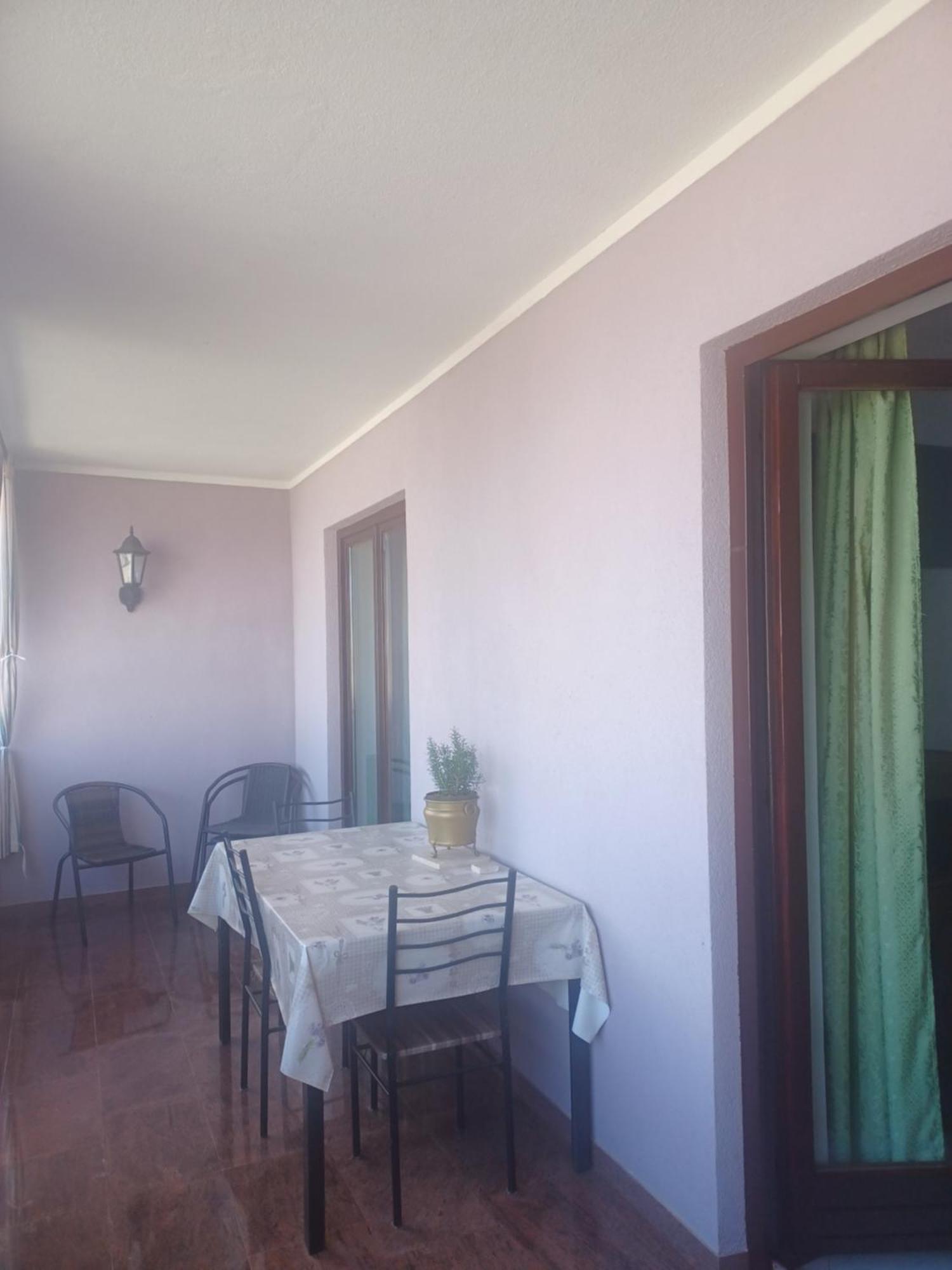 Ferienwohnung Purple House Pula Zimmer foto