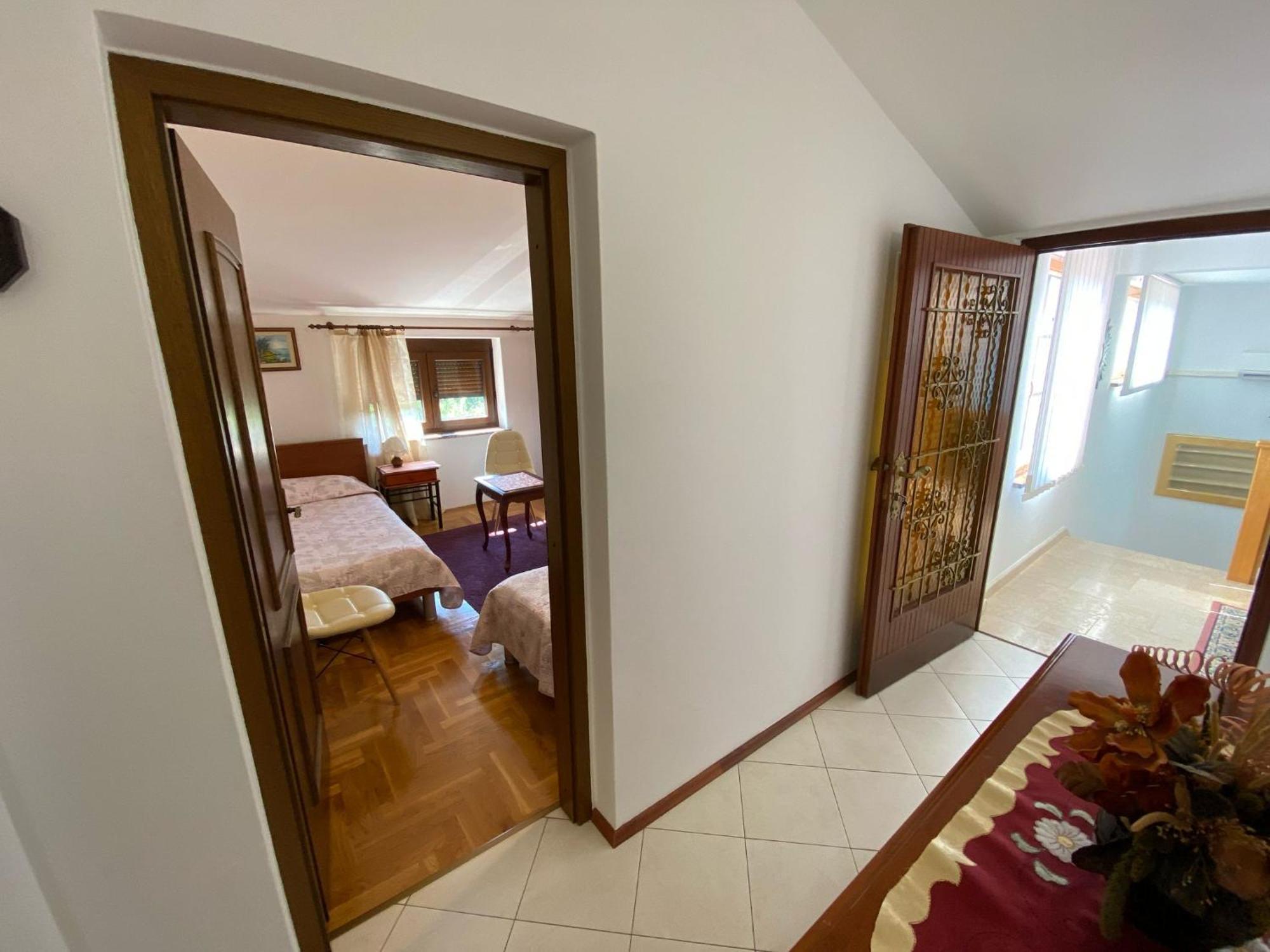 Ferienwohnung Purple House Pula Exterior foto