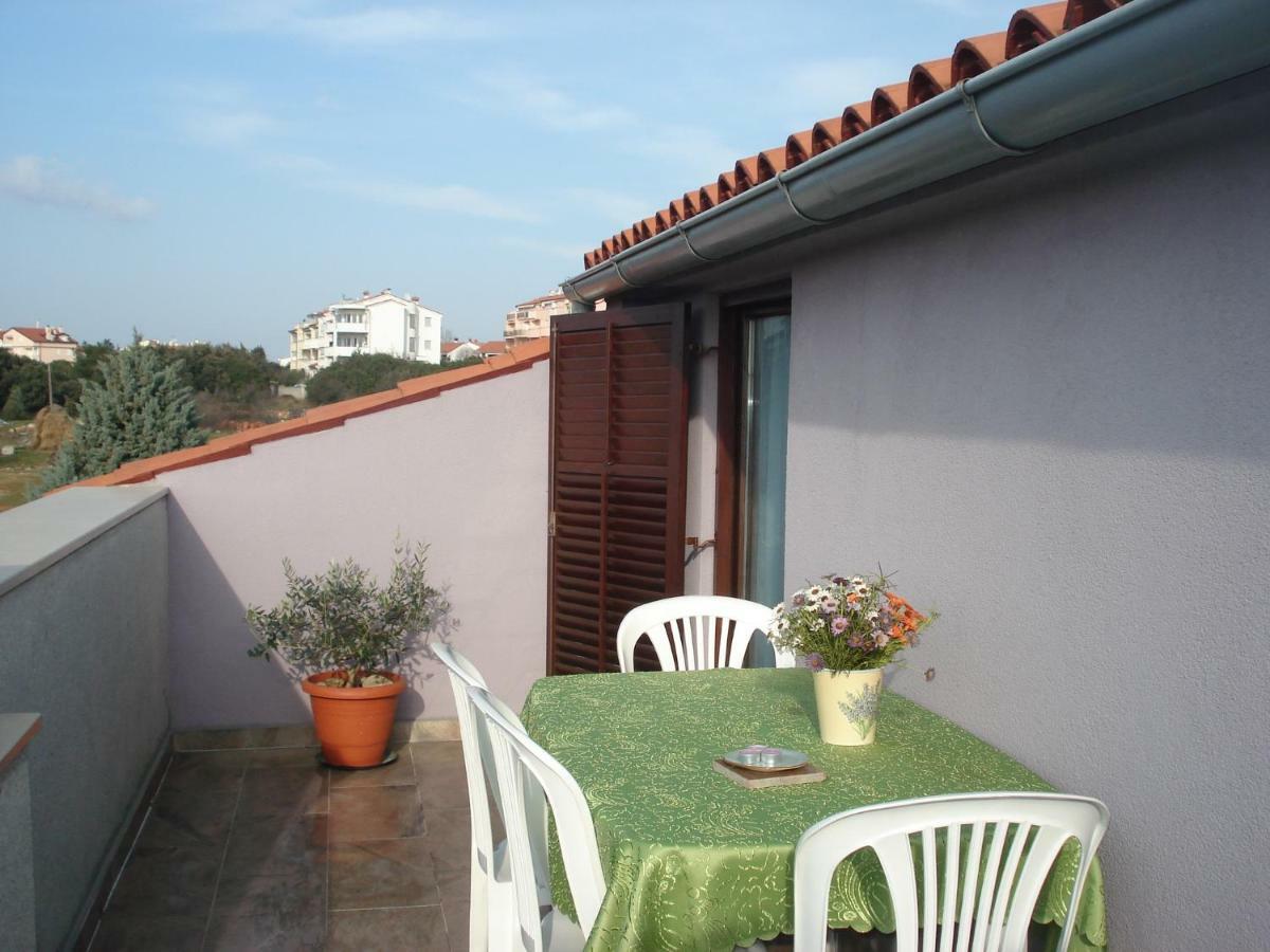 Ferienwohnung Purple House Pula Exterior foto
